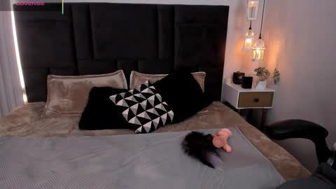 Scarllett online show from 02.11.26