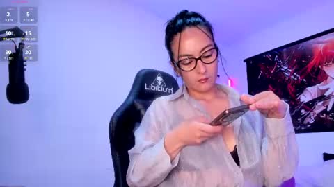Snapshot of scarlett_musse chatting on 07.22.26 scarlett online show from 07.22.26