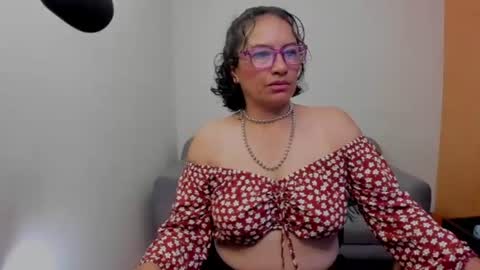 Scarlett sax online show from 06.10.26