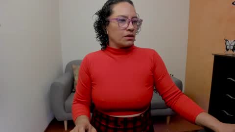 Scarlett sax online show from 06.17.26