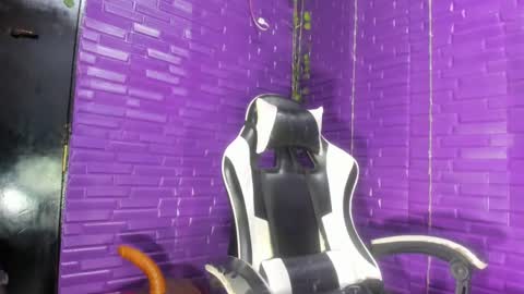 Snapshot of scarlett_sex_rs chatting on 07.25.26 Scarlett online show from 07.25.26