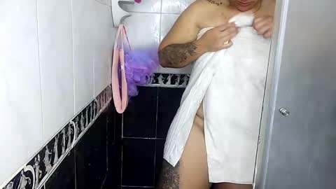 Snapshot of scarlett_tommy chatting on 12.13.24 scarlett_tommy online show from 12.13.24