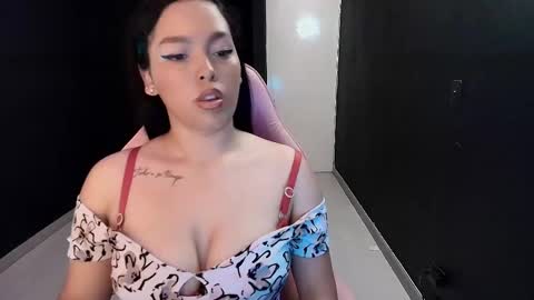 scarlett velvet  online show from 03.16.26