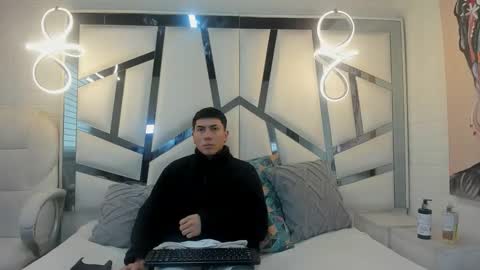 Scarlett and Lucas online show from 03.02.26