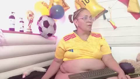 Snapshot of scarlettbooty chatting on 06.24.26 scarlettbooty online show from 06.24.26
