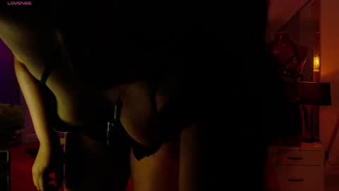 Snapshot of scarletthott1 chatting on 03.22.26 Scarlett Hot online show from 03.22.26