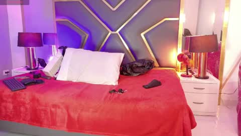 Snapshot of scarletthott1 chatting on 04.09.26 Scarlett Hot online show from 04.09.26