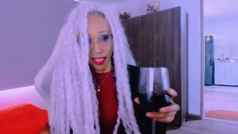 Snapshot of scarlettmalbec chatting on 07.09.26 Scarlett online show from 07.09.26