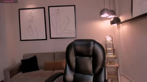 Snapshot of scarlettrosex1 chatting on 04.29.26 Scarlett Rose online show from 04.29.26