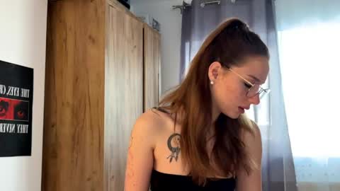 Snapshot of scarlettsmithz chatting on 05.04.26 ScarlettSmithz online show from 05.04.26