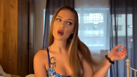 Snapshot of scarlettsmithz chatting on 07.17.26 ScarlettSmithz online show from 07.17.26