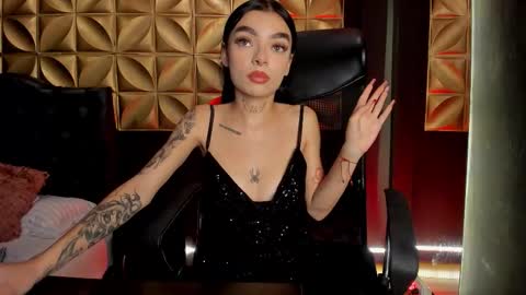 Scarlet online show from 12.04.25