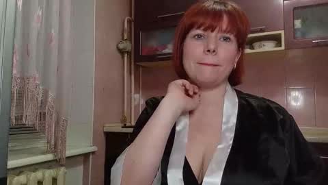 Snapshot of scarlettwave chatting on 01.11.26 Anya online show from 01.11.26