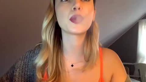 ScarlettxBlonde online show from 03.12.26