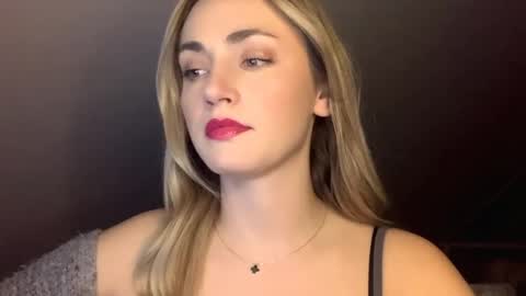 Snapshot of scarlettxblonde chatting on 05.03.26 ScarlettxBlonde online show from 05.03.26