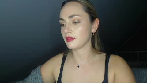 Snapshot of scarlettxblonde chatting on 05.29.26 ScarlettxBlonde online show from 05.29.26