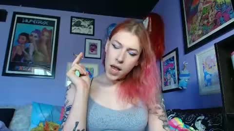 Sarah Bones online show from 07.28.26
