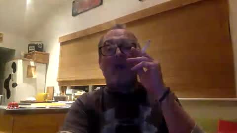 scbiggersballs online show from 10.05.25