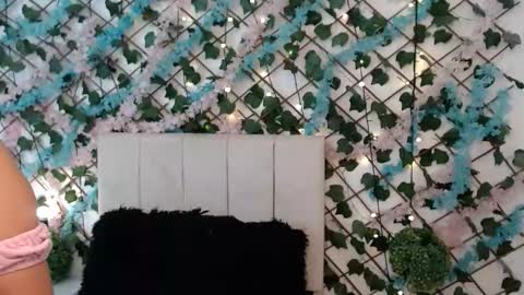 Snapshot of sccarlettjonnes chatting on 01.18.26 SCARLET online show from 01.18.26