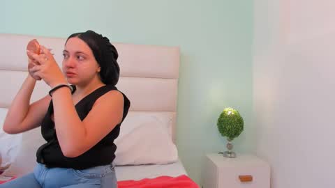 Snapshot of sccarlettjonnes chatting on 03.13.26 SCARLET online show from 03.13.26