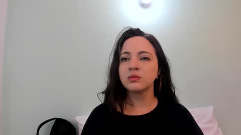 Snapshot of sccarlettjonnes chatting on 04.12.26 SCARLET online show from 04.12.26