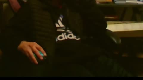 Snapshot of schnico chatting on 10.22.25 schmidti online show from 10.22.25