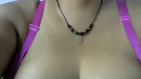 mai latina online show from 12.23.24