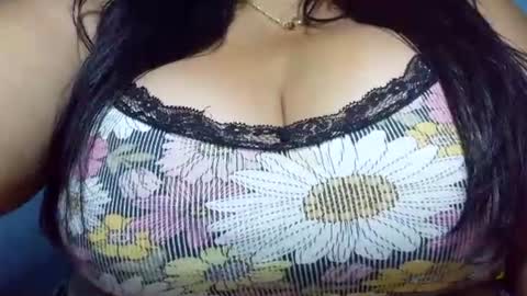 mai latina online show from 07.23.26