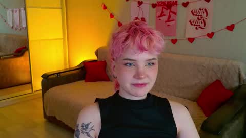 Snapshot of school_love chatting on 09.24.25 Rina online show from 09.24.25