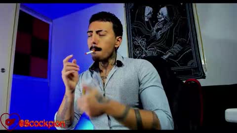 Alejandro help me to reach 200 thumps up online show from 09.17.25