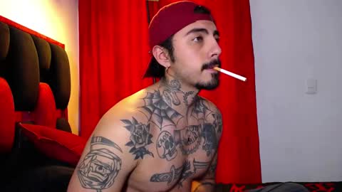 Snapshot of scockpion_ chatting on 05.04.26 Alejandro help me to reach 200 thumps up online show from 05.04.26