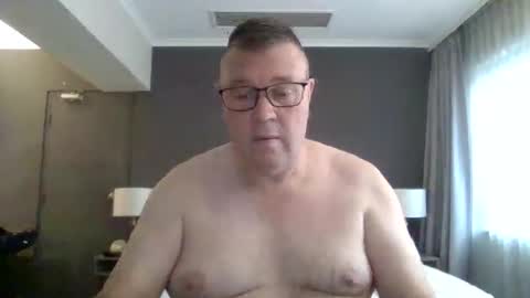 Snapshot of scoobs71 chatting on 05.18.26 Scoobs online show from 05.18.26