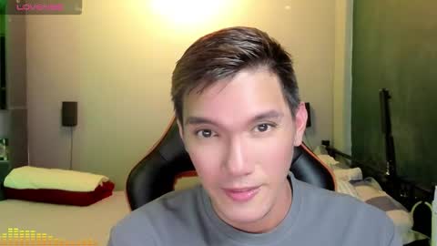 Snapshot of scorphoenix chatting on 09.22.25 Not Angelo online show from 09.22.25