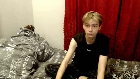 Snapshot of scorpion_250 chatting on 10.31.25 Scorpion 250 online show from 10.31.25