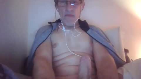 Snapshot of scotchwhieskie chatting on 02.04.26 scotchwhieskie online show from 02.04.26