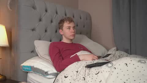 Snapshot of scottish_twink01 chatting on 05.10.26 danny online show from 05.10.26
