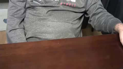 Snapshot of scottmaine25 chatting on 10.16.25 scottmaine25 online show from 10.16.25