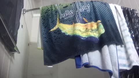 Snapshot of sdraftt45 chatting on 10.10.25 Arin online show from 10.10.25