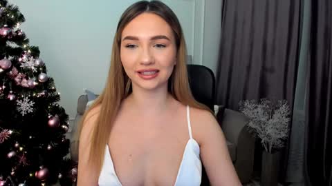 Snapshot of seaebreeze chatting on 12.18.24 Kate online show from 12.18.24