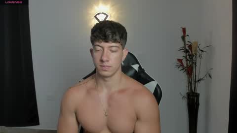 Snapshot of sean_brownx chatting on 06.03.26 Sean online show from 06.03.26