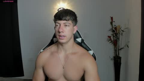 Snapshot of sean_brownx chatting on 06.04.26 Sean online show from 06.04.26