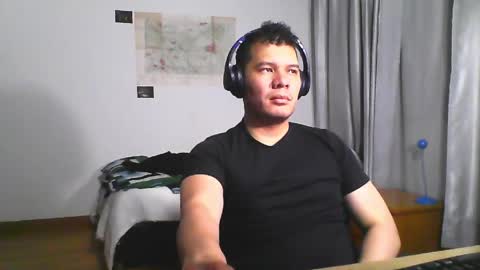 Snapshot of seb5759 chatting on 06.07.26 seb5759 online show from 06.07.26