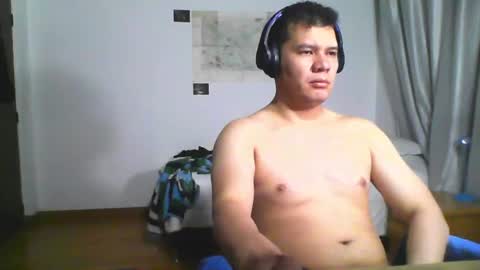 Snapshot of seb5759 chatting on 06.14.26 seb5759 online show from 06.14.26