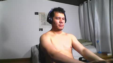 Snapshot of seb5759 chatting on 06.26.26 seb5759 online show from 06.26.26
