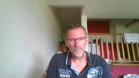 Snapshot of seb846894 chatting on 04.28.26 seb846894 online show from 04.28.26