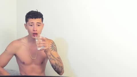 Snapshot of sebas_1122 chatting on 09.12.25 SEBASTIAN online show from 09.12.25