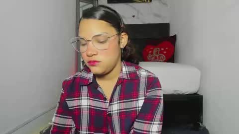 Snapshot of sebas_n_aly chatting on 10.04.25 ely online show from 10.04.25