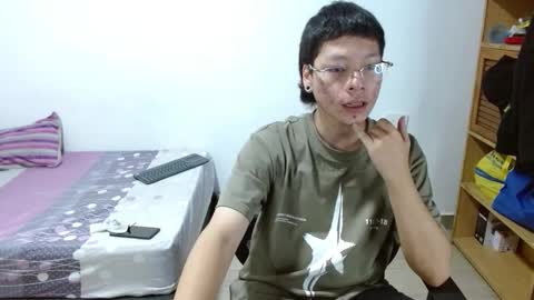 Snapshot of sebasslops chatting on 03.15.26 Sebas online show from 03.15.26