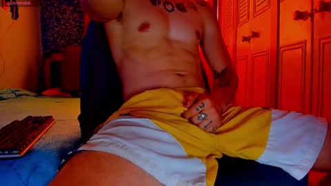 Snapshot of sebastian_foxter chatting on 01.19.25 Sebastian online show from 01.19.25