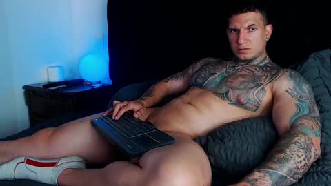 Snapshot of sebastian_muss chatting on 04.24.26 Sebastian online show from 04.24.26